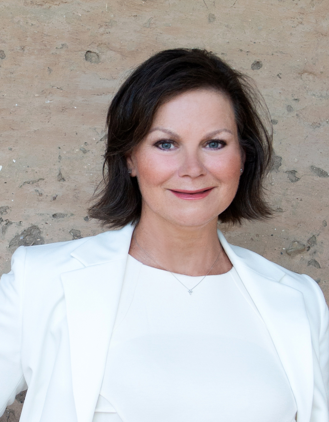 Valerie  Strauch